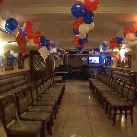 Hotel Greens Лудхиана Экстерьер фото
